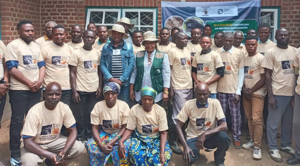 Collaboration avec les autorités administratives et reglèmentaires: légalisation des acteurs locaux et organisation en coopératives